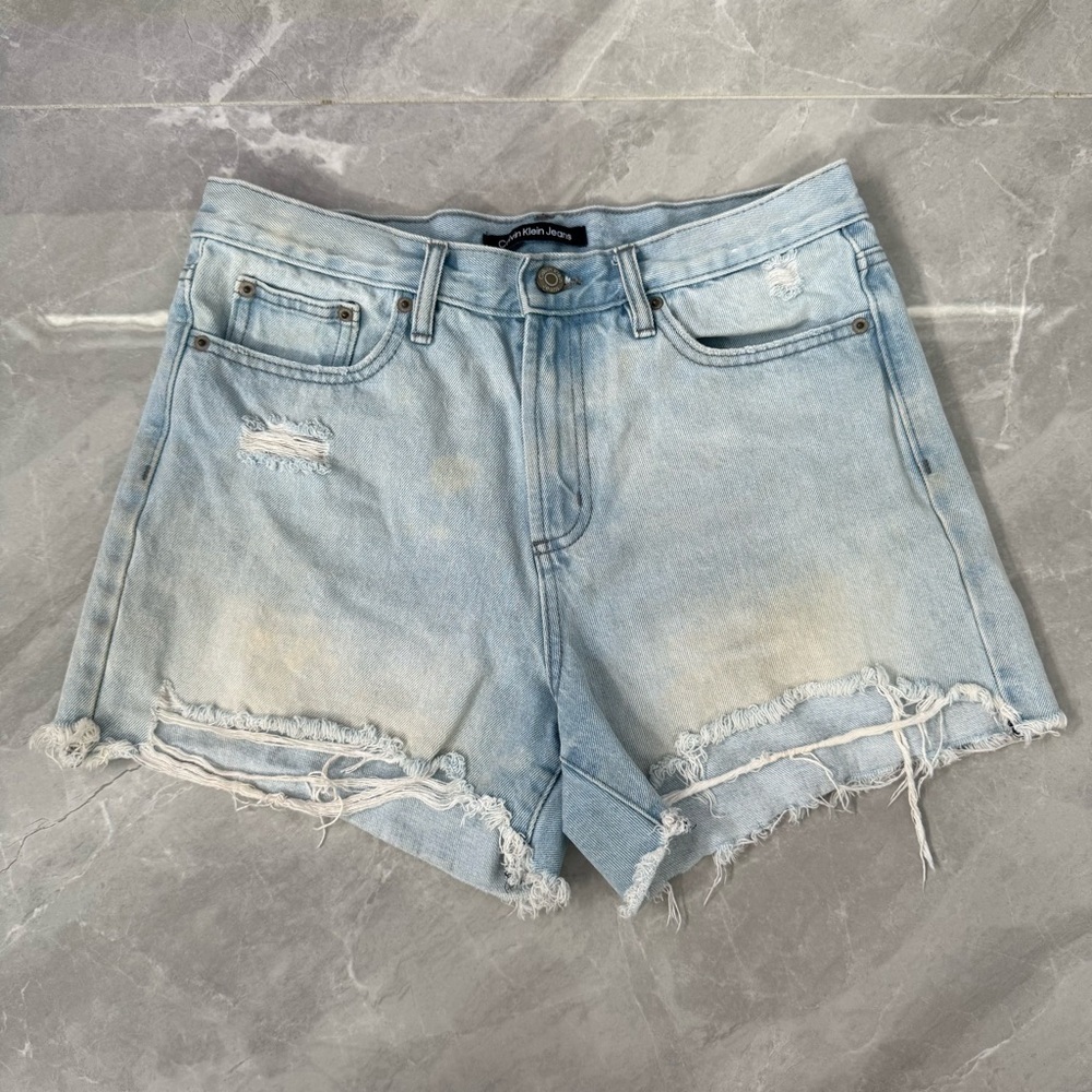 Women’s Calvin Klein Jeans Distressed High Rise Jean Shorts Size 8 / 29